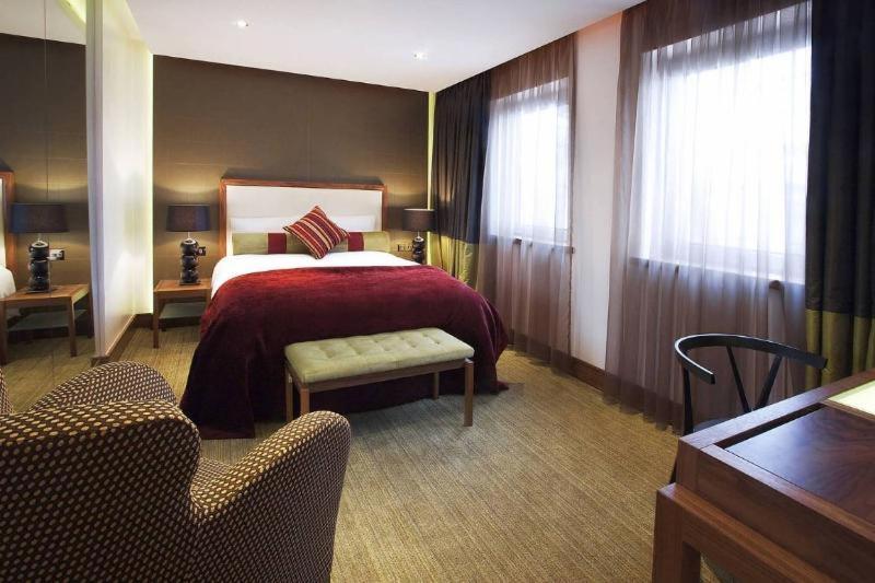 Double Room,1437089395:JPEG