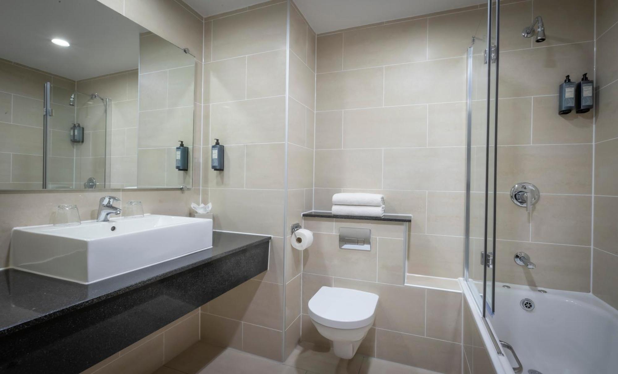 Deluxe Double & Single Room