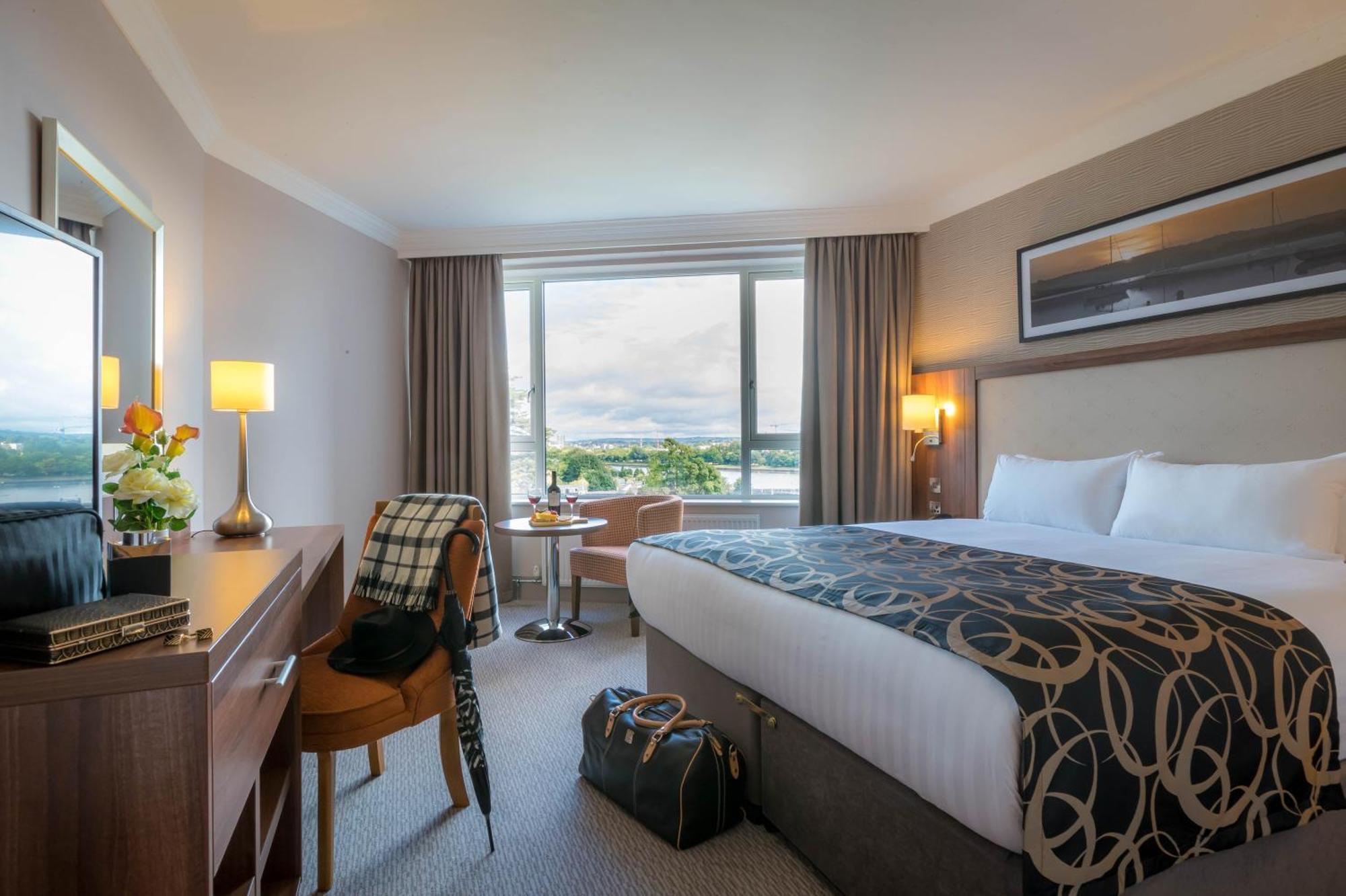 Deluxe King Room,1274406247:JPEG