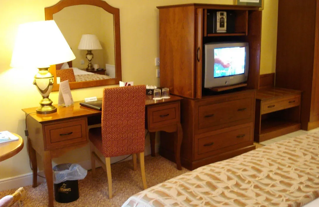 Ashlee Lodge-1