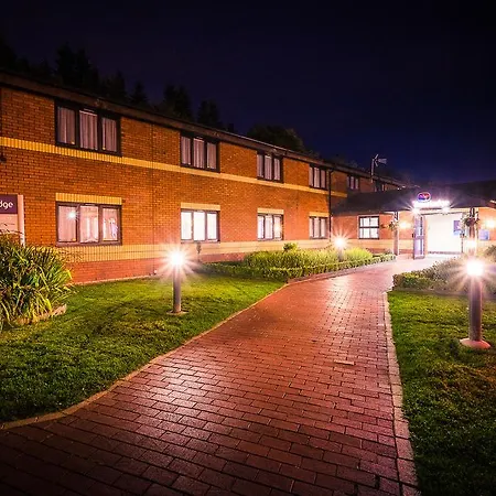 Travelodge Cork-3