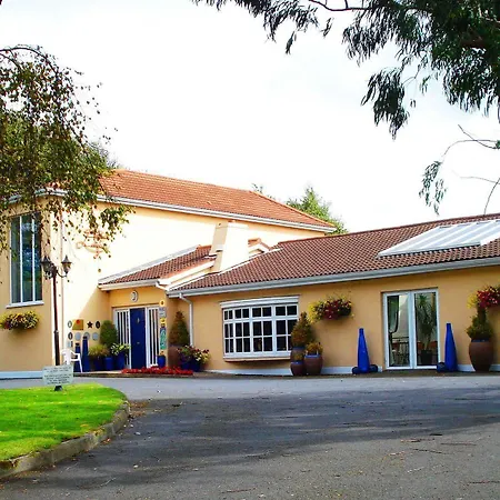 Ashlee Lodge-3